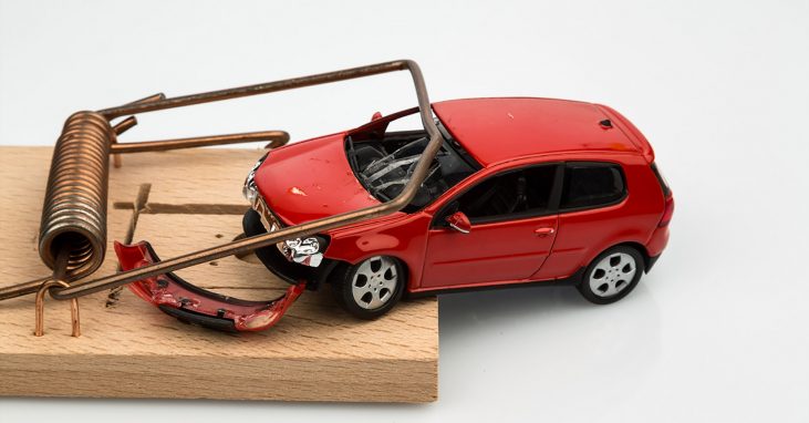 Car-in-mousetrap2